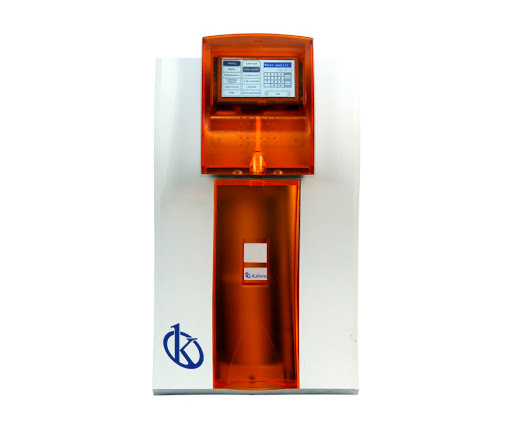 How to select the right laboratory water system for a specific application?